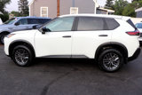 Used 2023 Nissan Rogue S image 2