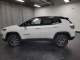 Used 2025 Jeep Compass Limited image 5