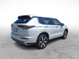 New 2025 Mitsubishi Outlander SE image 4