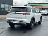 New 2025 Nissan Pathfinder Platinum image 3
