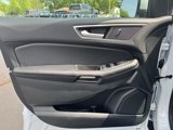 Used 2023 Ford Edge SEL w/ Convenience Package image 2