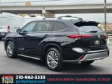 Used 2021 Toyota Highlander Platinum image 3