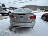 Used 2015 Ford Focus SE w/ SE Sport Package image 4