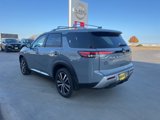 New 2025 Nissan Pathfinder Platinum w/ Cargo Package image 5
