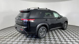 New 2025 Nissan Pathfinder SV image 4