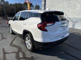 Used 2024 GMC Terrain SLE image 5