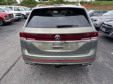 New 2025 Volkswagen Atlas SEL Premium R-Line image 2
