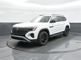 New 2025 Volkswagen Atlas Peak Edition SE image 3