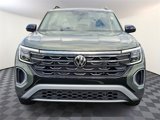 New 2025 Volkswagen Atlas Peak Edition SE image 2