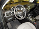 Used 2020 Chevrolet Equinox LT w/ Driver Convenience Package image 3