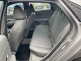 Used 2023 Hyundai Elantra SE image 6