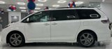 Used 2019 Toyota Sienna SE Premium w/ Carpet Mat Package image 5