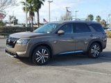 New 2025 Nissan Pathfinder Platinum image 2