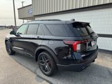 Used 2025 Ford Explorer ST-Line w/ Premium Package image 3