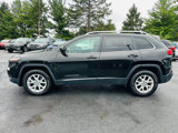 Used 2017 Jeep Cherokee Latitude w/ Cold Weather Group image 4