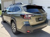 Used 2023 Subaru Outback Premium image 5