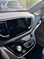 Used 2024 Chrysler Pacifica Touring-L image 3