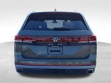 New 2025 Volkswagen Atlas Peak Edition SE image 6