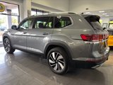 Used 2024 Volkswagen Atlas SEL image 2
