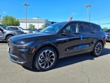 New 2025 Lincoln Nautilus Reserve image 3