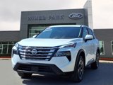 Used 2024 Nissan Rogue SV image 3