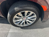 Used 2022 GMC Yukon Denali image 2