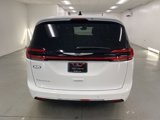 New 2025 Chrysler Pacifica Select image 6