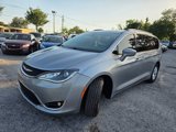 Used 2019 Chrysler Pacifica Touring-L image 3