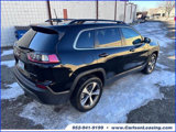 Used 2022 Jeep Cherokee Limited image 3