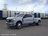 New 2025 Ford F450 4x4 Crew Cab Super Duty image 2