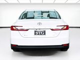 Used 2025 Toyota Camry SE image 5
