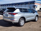 Used 2025 Mitsubishi Outlander ES image 3