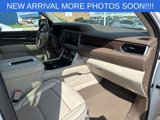 Used 2021 GMC Yukon XL Denali w/ Denali Premium Package image 3