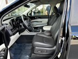 Used 2024 Kia Carnival EX image 4