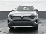 New 2025 Volkswagen Atlas SEL image 2