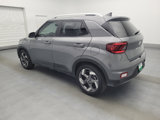 Used 2021 Hyundai Venue SEL image 3
