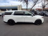 Used 2022 Kia Carnival LX image 6
