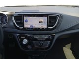 New 2026 Chrysler Pacifica Select image 3