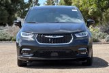 New 2025 Chrysler Pacifica Select image 3
