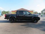 Used 2019 Nissan Frontier SV w/ Midnight Edition Floor Mats image 4