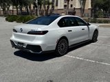 New 2025 BMW i7 eDrive50 w/ Executive Package image 4