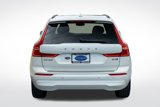 Used 2022 Volvo XC60 B5 Momentum image 5