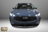 New 2025 Ford Escape SE image 2