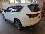 New 2025 Lexus LX 700h Luxury image 4