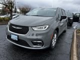 New 2025 Chrysler Pacifica Select image 4