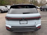 New 2025 Volkswagen Taos SE image 4