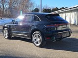 Used 2024 Porsche Macan image 2