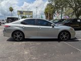 Used 2020 Toyota Camry SE image 4