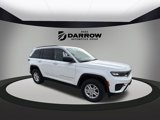 Used 2025 Jeep Grand Cherokee Laredo image 3