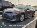 Used 2022 Toyota Camry LE image 3